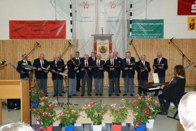 Foto des Albums: 16. Juli 2016 - 120 Jahre Männergesangverein “Freundschaft“ Kiebitzreihe