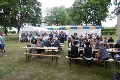 Foto des Albums: Dorffest Friedrichsaue