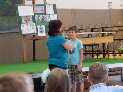 Foto des Albums: 1. Schultag Begrüßung in der Turnhalle