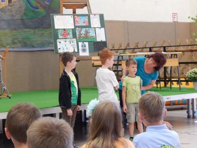 Foto des Albums: 1. Schultag Begrüßung in der Turnhalle