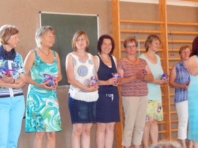 Foto des Albums: Abschluss Klasse 4 in der Turnhalle