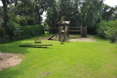 Foto des Albums: Spielplatz Drei Eichen 2016