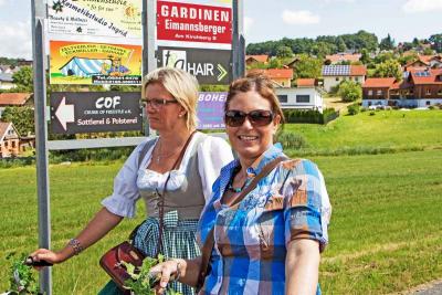 Foto des Albums: Vorwaldfest 2016 (SO,03.07.) Umzug