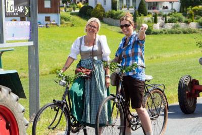 Foto des Albums: Vorwaldfest 2016 (SO,03.07.) Umzug