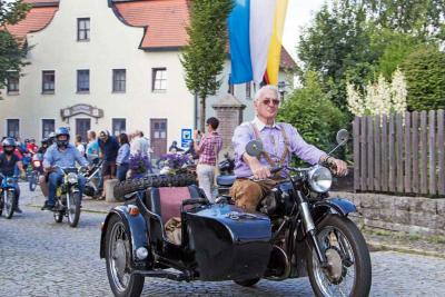 Foto des Albums: Vorwaldfest 2016 (SO,03.07.) Umzug