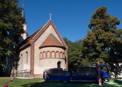Fotoalbum Weitere Sanierungsarbeiten an der Butzower Dorfkirche