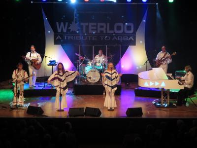 Foto des Albums: THOMANN: WATERLOO - A TRIBUTE TO ABBA
