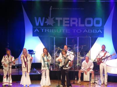Foto des Albums: THOMANN: WATERLOO - A TRIBUTE TO ABBA