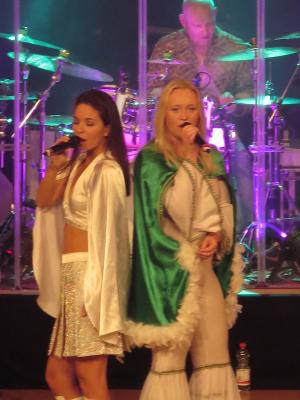Foto des Albums: THOMANN: WATERLOO - A TRIBUTE TO ABBA