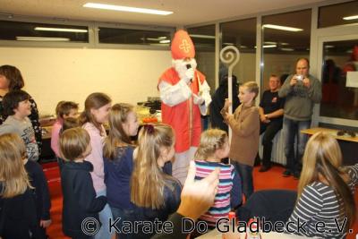Foto des Albums: Weihnachtsfeier im Karate Do Gladbeck 2015