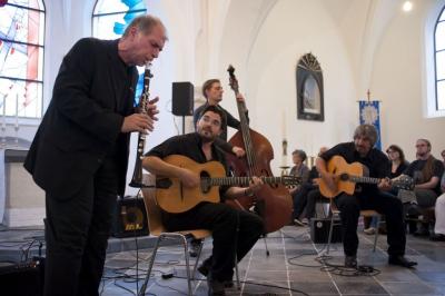 Vorschaubild: 2012, Joscho Stephan & Helmut Eisel Quartett, „Gypsy Swing trifft Klezmer“