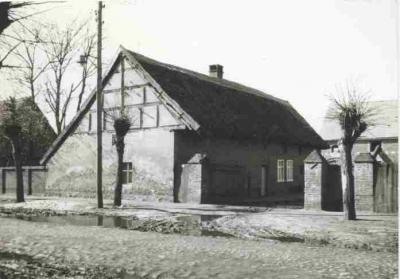 Vorschaubild: Dorfstraße 19 | ca.1963 | abgerissen | Neubau an anderem Standort auf dem Grundstück