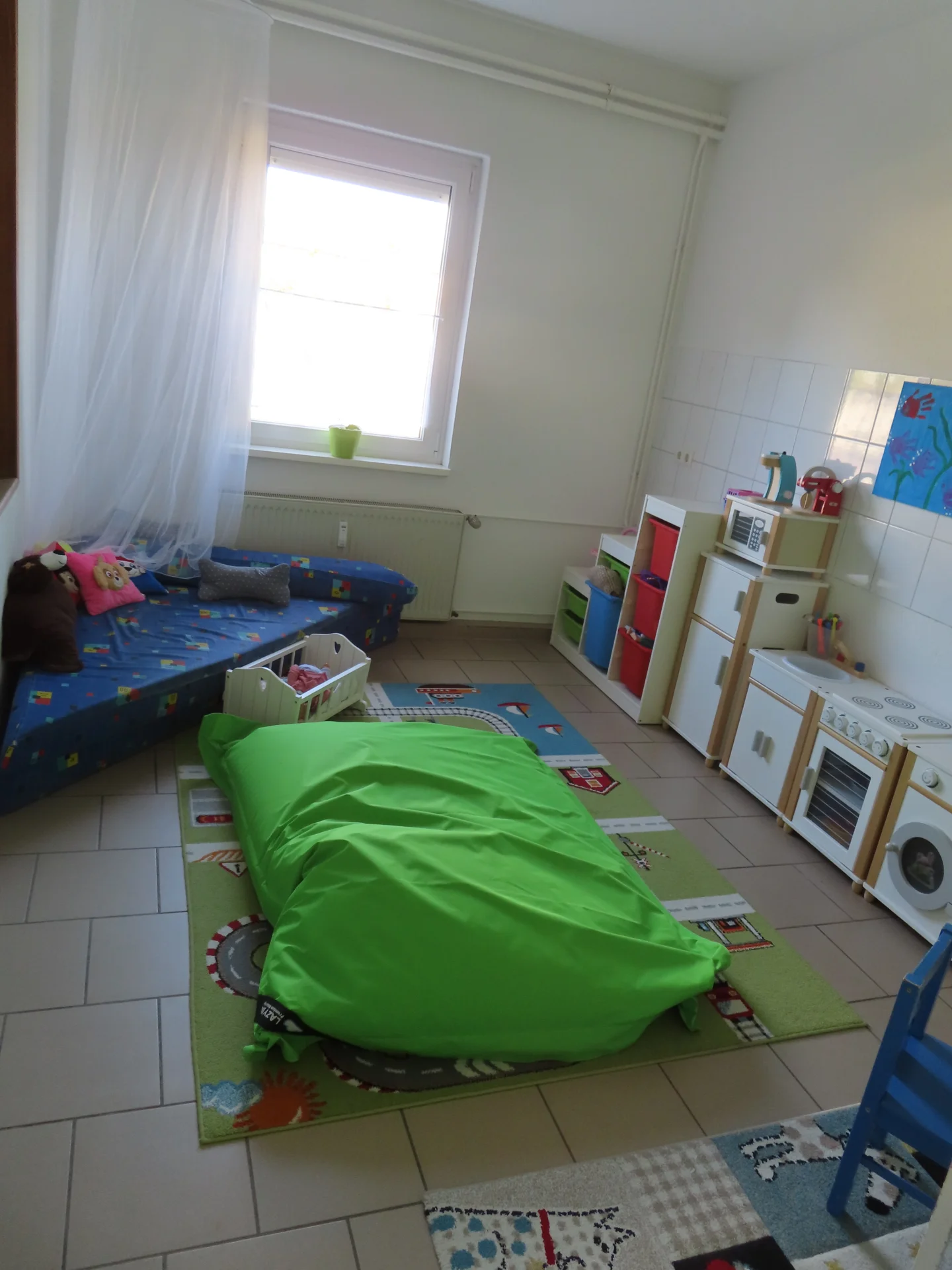 M&uuml;hlenm&auml;use- Kinderk&uuml;che/ Snoezelecke  (Bild vergr&ouml;&szlig;ern)