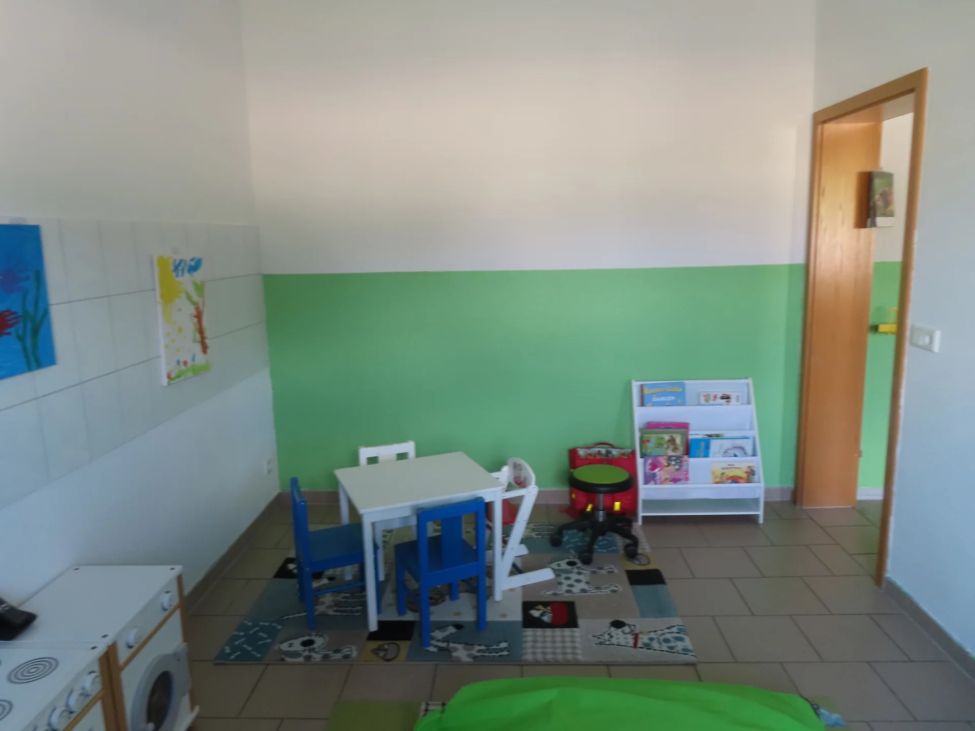 Wichtelm&auml;use- Kinderk&uuml;che  (Bild vergr&ouml;&szlig;ern)