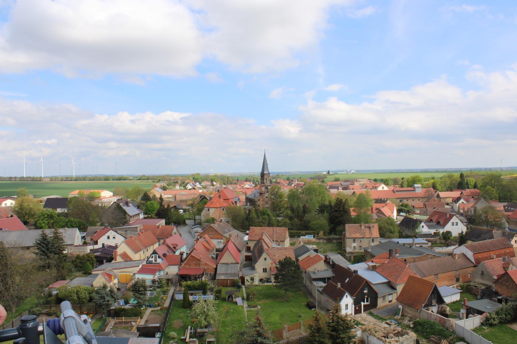 Gatterst&auml;dt von oben  (Bild vergr&ouml;&szlig;ern)