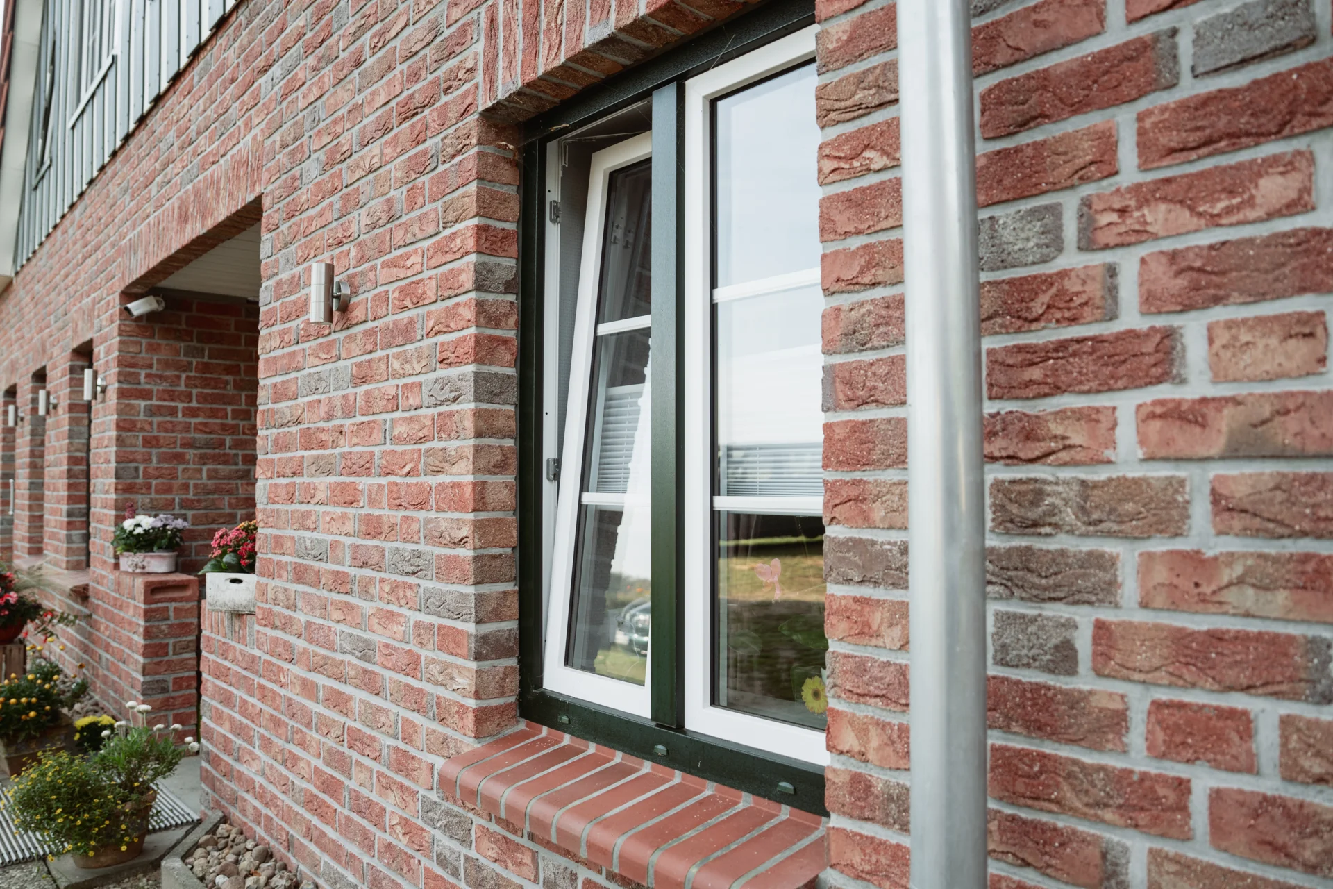 Fenster Kunststoff  (Bild vergr&ouml;&szlig;ern)