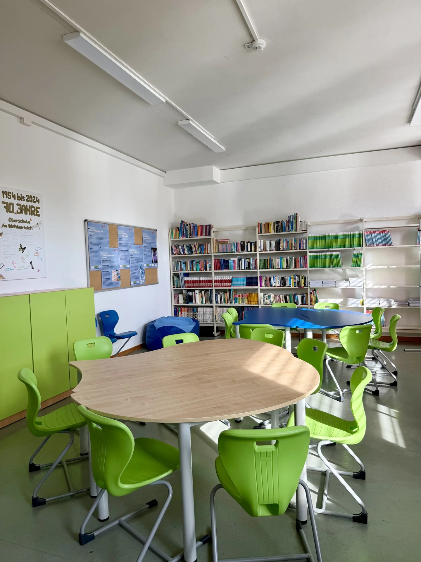 Unsere Bibliothek wird gerne f&uuml;r Projektarbeiten in kleineren Gruppen genutzt. 