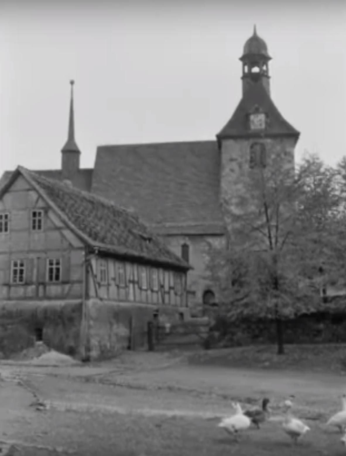 Bild: Die Kirche um 1960
