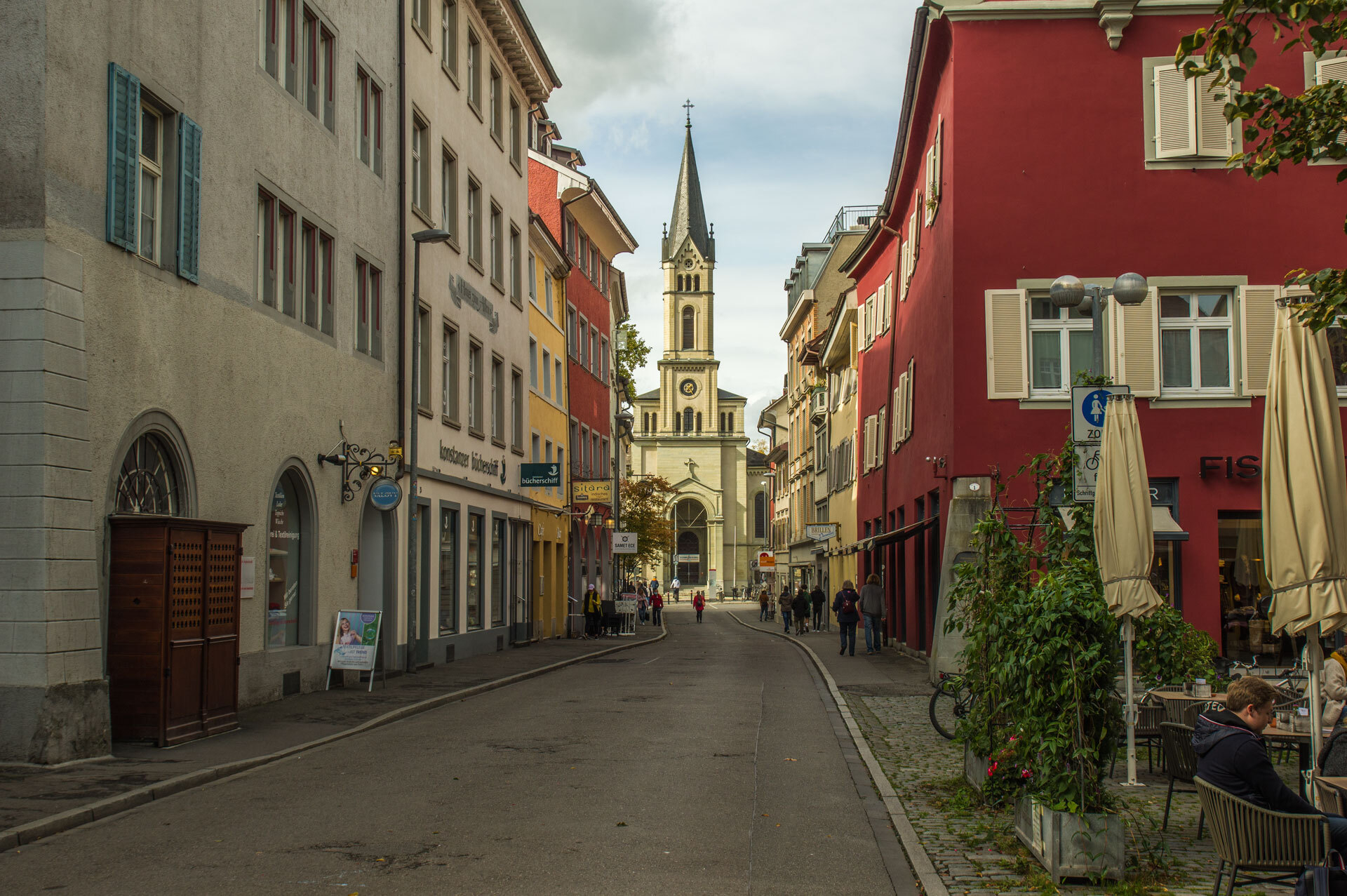 Einblicke  (Bild vergr&ouml;&szlig;ern)