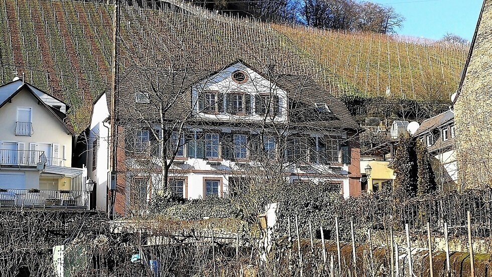 Berres WeinGut Benedict Loosen Erben Tel 0160 84 28 967 