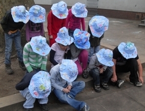 Bild: huete mit kinder 1