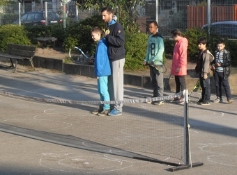 Bild: Ballgeschick am Netz