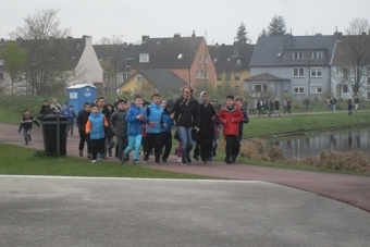 Bild: Jogginglauf um den See
