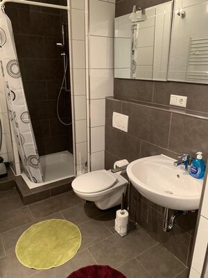 Vorschaubild: Dusche / WC