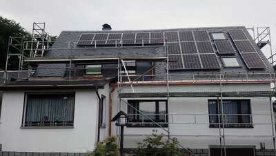 Vorschaubild: Solar Anlage auf Schieferdach