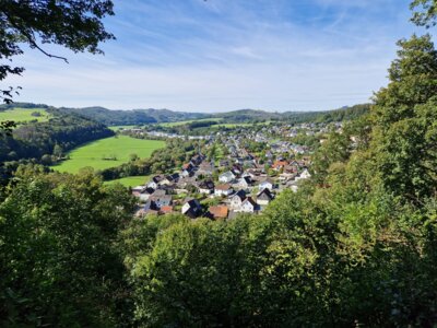 Vorschaubild: Blick vom Burgberg auf Hatzfeld