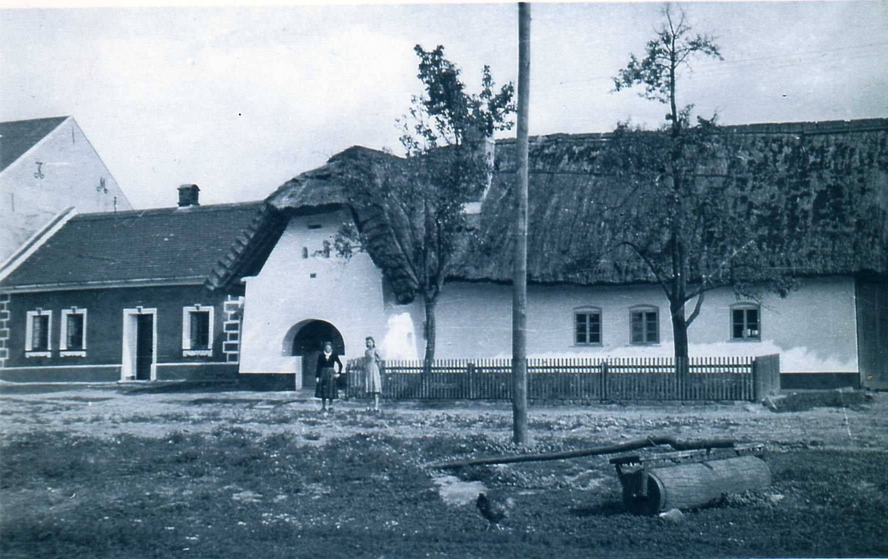 Bild: altes Bauernhaus mit Sölder Lissowitz 33