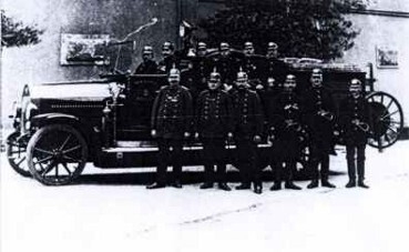 Bild: Spritzenhaus am Schulplatz 1930
