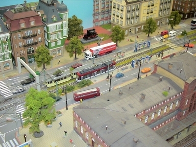 Bild: Reger Verkehr am Hauptbahnhof