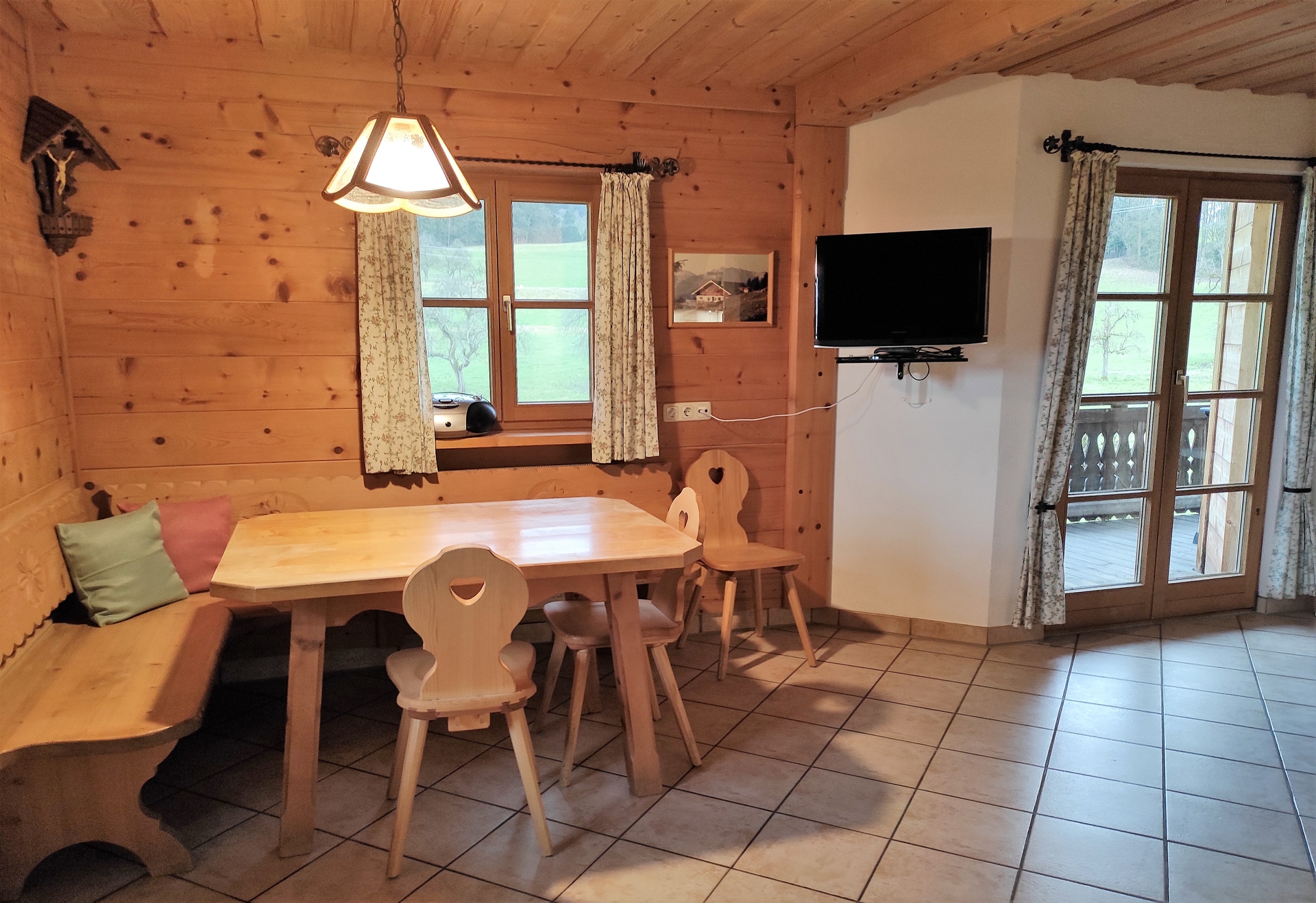 Essecke  (Bild vergr&ouml;&szlig;ern)