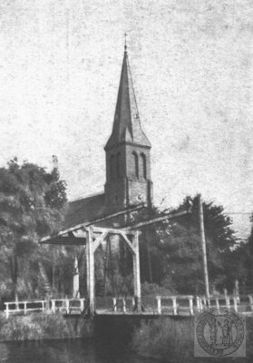 Vorschaubild: 1896 wurde das Ostrhauderfehner Gotteshaus errichtet. Der erste Seelsorger war Pastor Johann Hinrichs Fimmen aus Dornum, welcher hier fast 10 Jahre lang Amt ausübte.