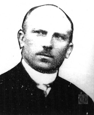 Vorschaubild: Hartwig Graepel (*1871 †1951) war ein Kaufmann von altem Schrot und Korn. Am 1.Januar 1902 setzte sich Conrad Philip Graepel zu Ruhe. Die bestehende Holzabteilung von der Firma Hagius Sohn wurde nun als selbständiges Unternehmen abgetrennt und in die Hände von Hartwig Graepel gegeben. Fotoquelle: Günther Graepel.