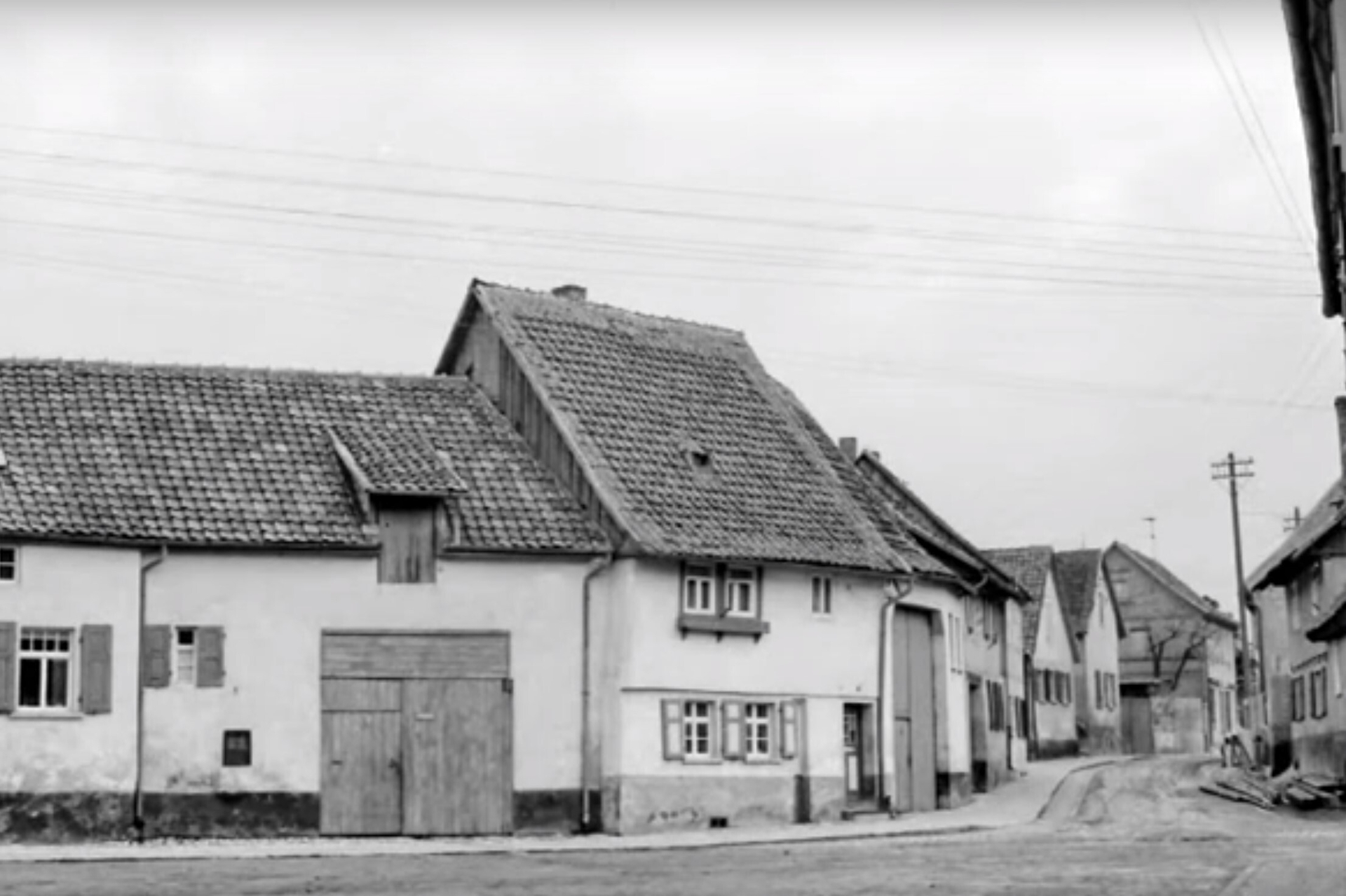 Bild: Bergstrasse in Richtung Konsum Rieder 1960
