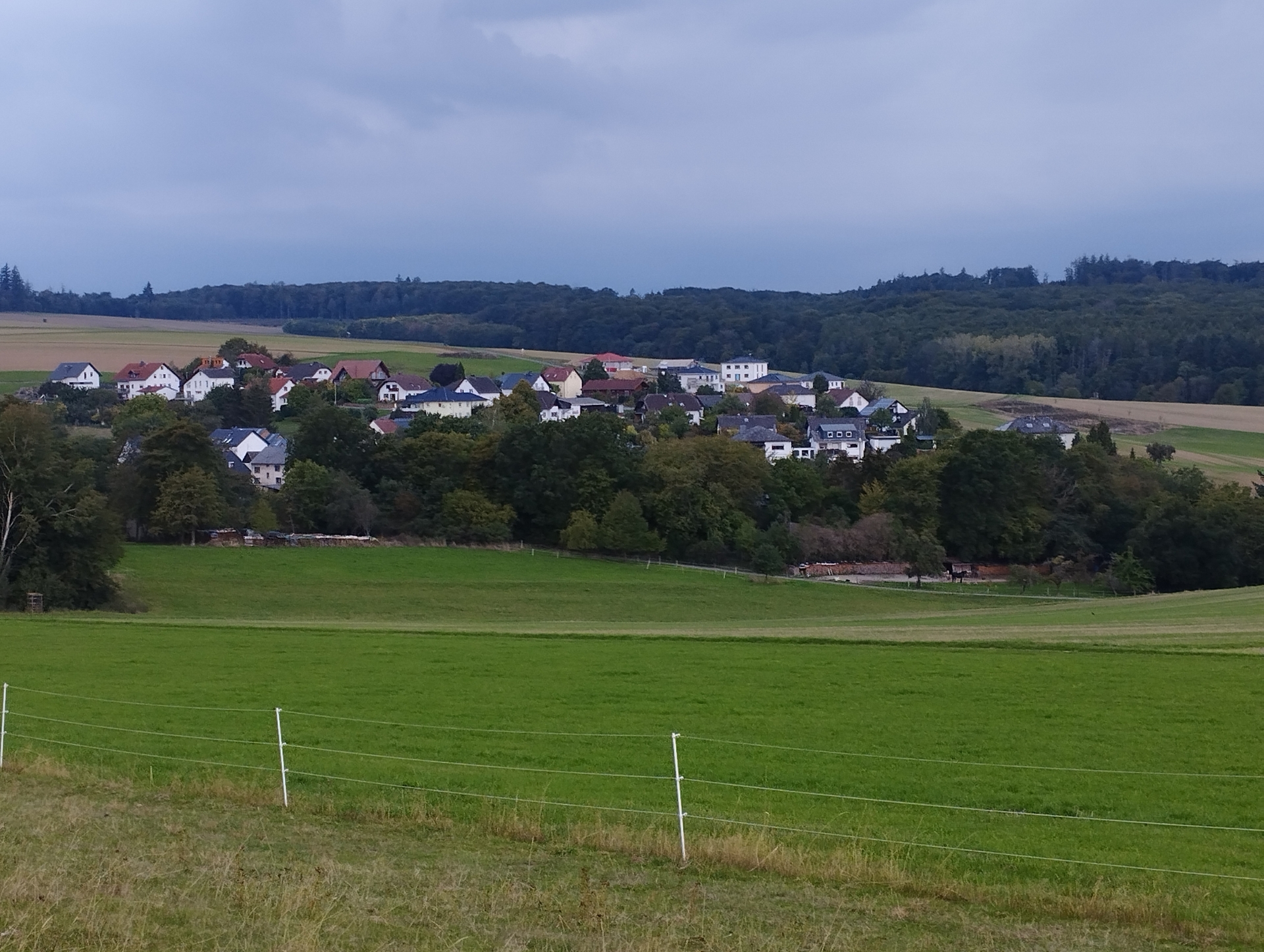 Zur Galerie: Dorfansichten