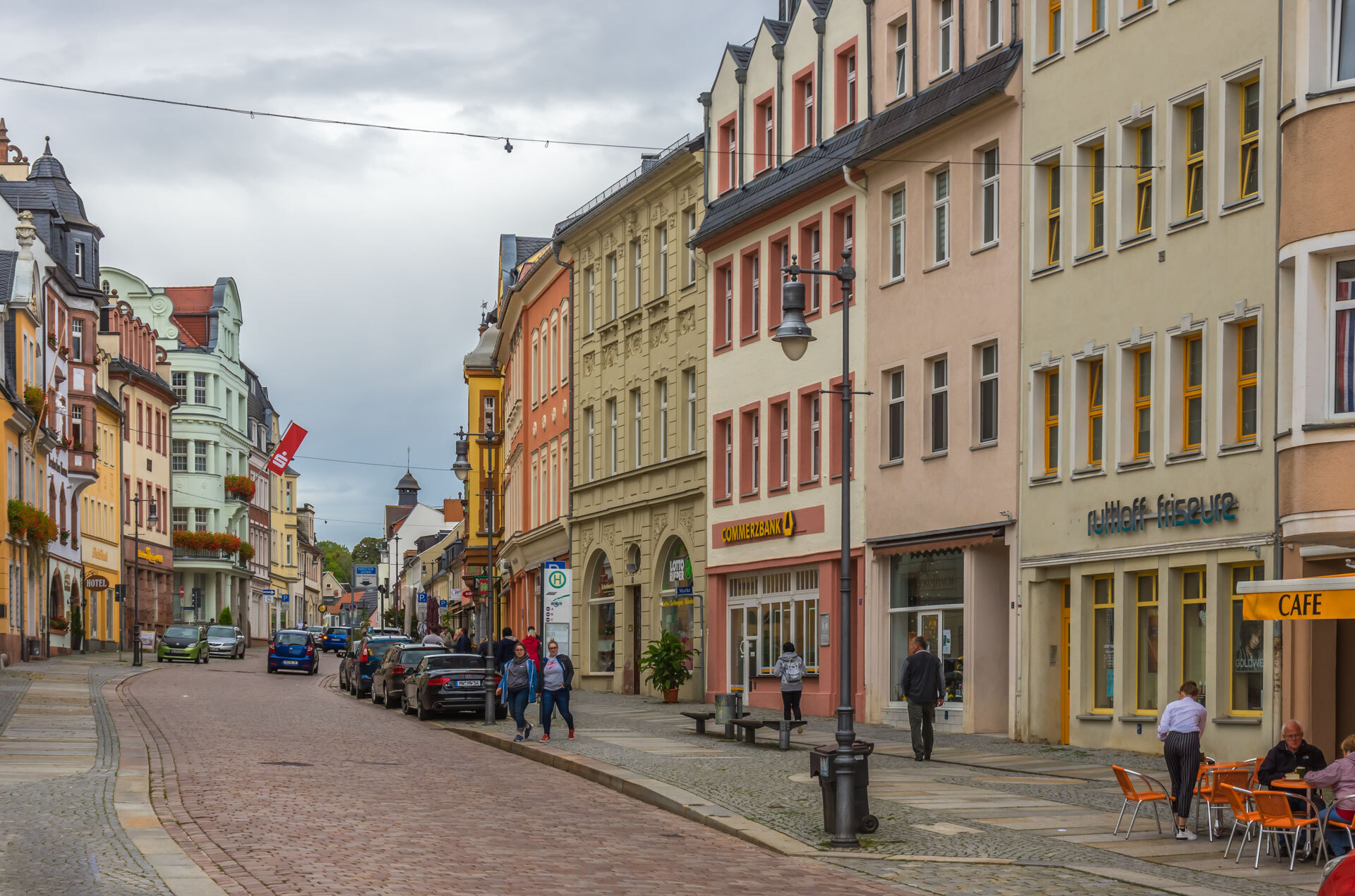 Uwe Lutz - Rochlitzer Str  (Bild vergr&ouml;&szlig;ern)