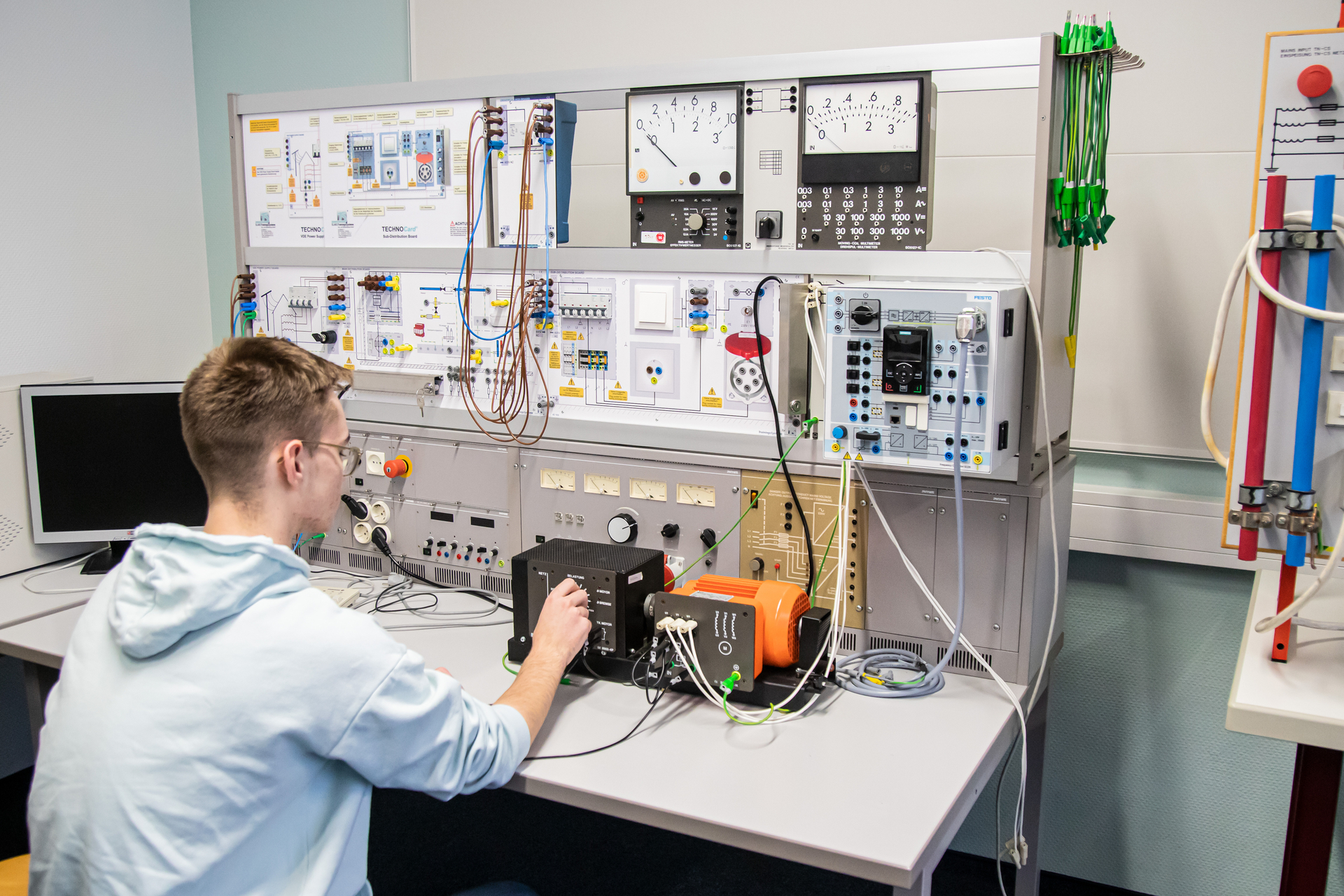 Foto der Galerie: Elektrotechnik
