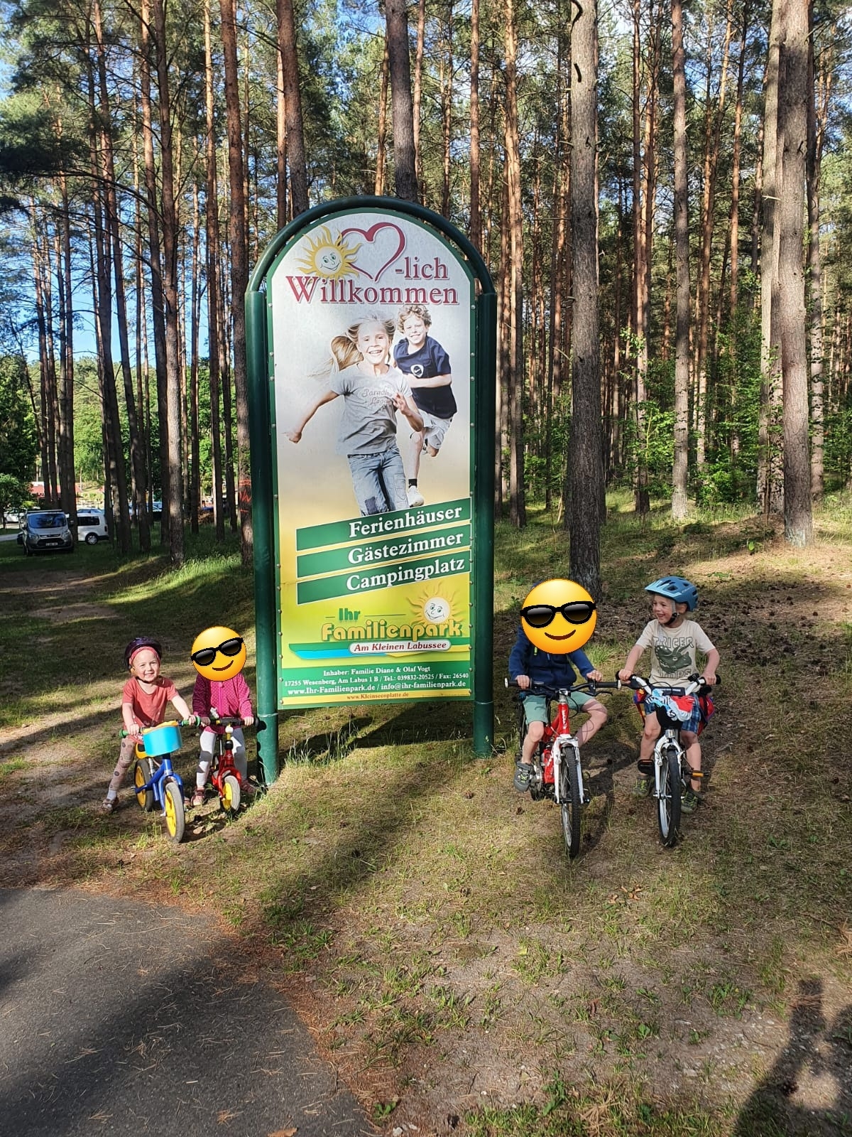 Bild: An der Einfahrt Familienpark