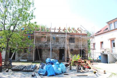 Vorschaubild: Abriss alter Stall - Mitte 2013