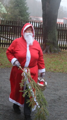 Vorschaubild: 23-12-24 Die Weihnachtsfau