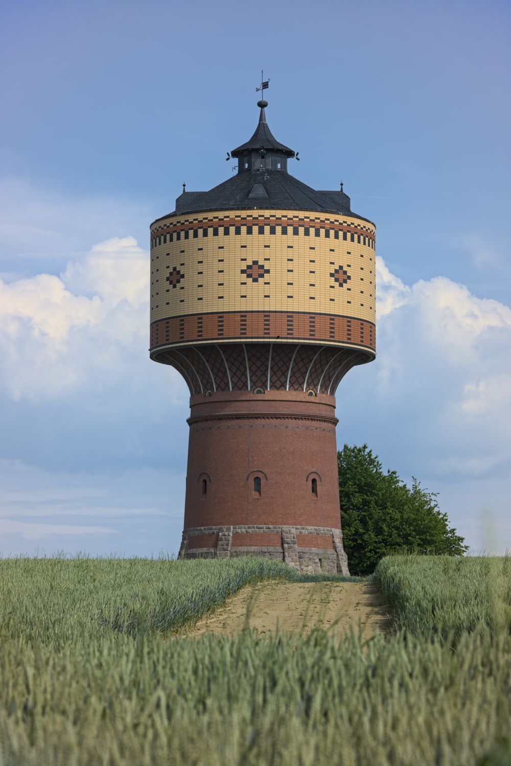 ff Der gro&szlig;e Riese  (Bild vergr&ouml;&szlig;ern)
