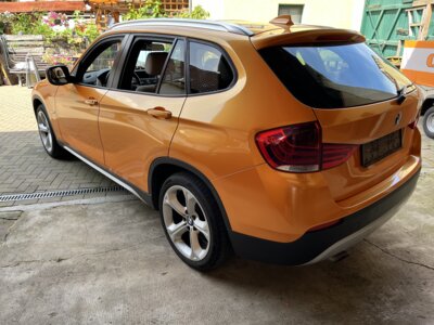 Vorschaubild: Folienfuchs Carwrapping / Vollfolierung orange satin