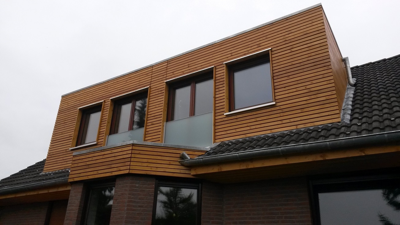 Balkon Glas  (Bild vergr&ouml;&szlig;ern)
