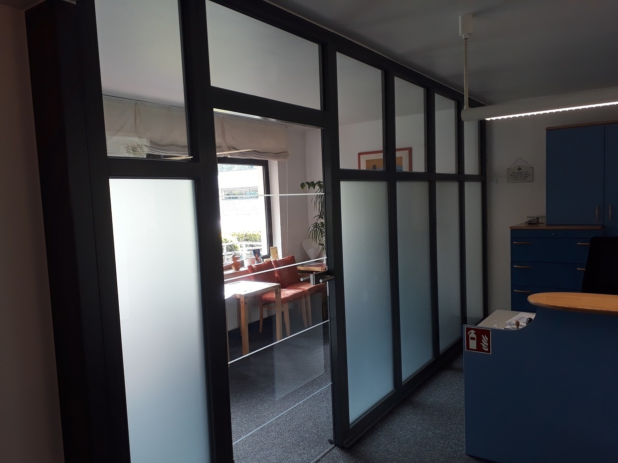 B&uuml;rozimmer  (Bild vergr&ouml;&szlig;ern)