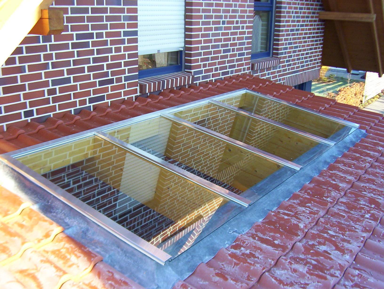 Glasbau  (Bild vergr&ouml;&szlig;ern)