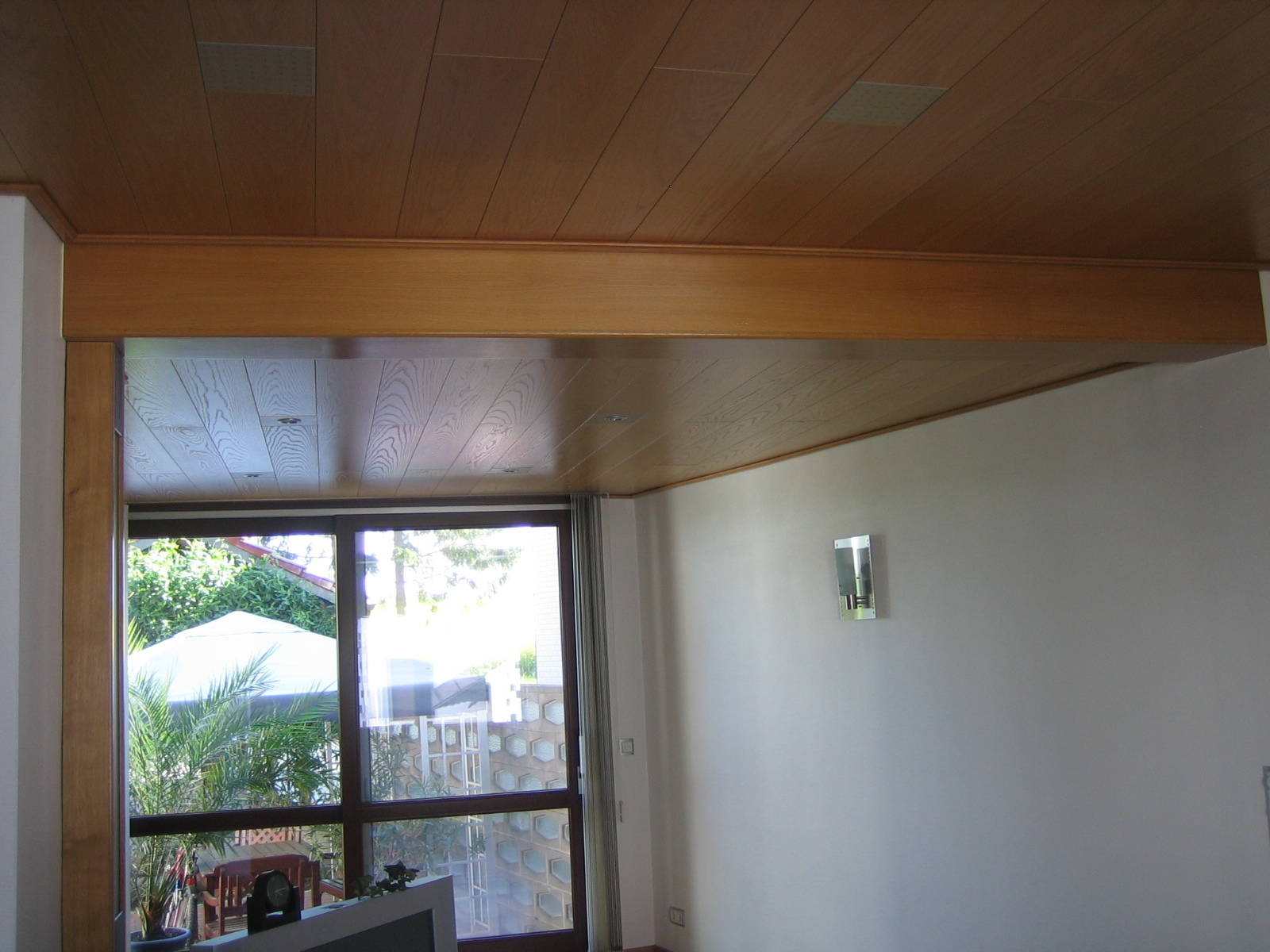 Decke mit Wohnung  (Bild vergr&ouml;&szlig;ern)