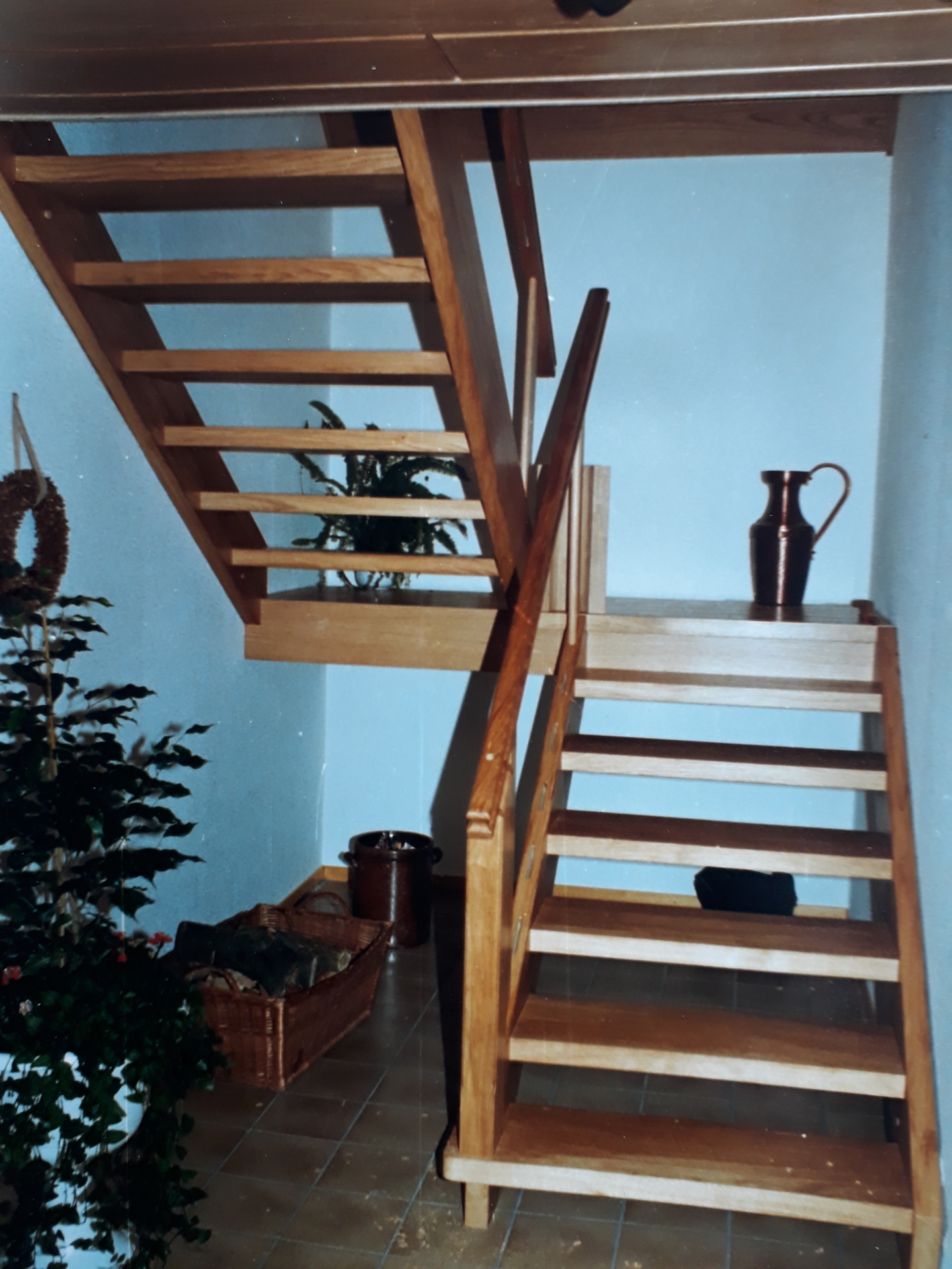 Treppe  (Bild vergr&ouml;&szlig;ern)